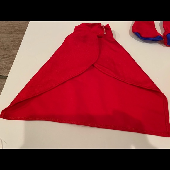 Supergirl costume for doll - Picture 4 of 9